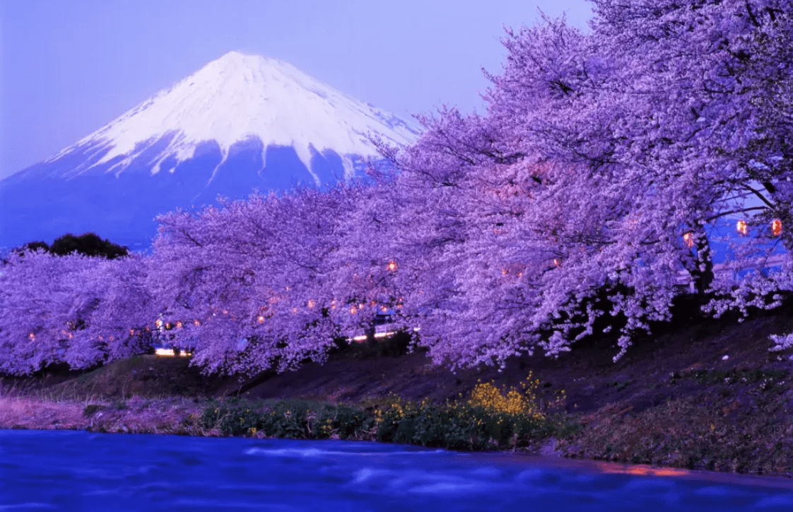  8 Iconic Landmarks Across Asia You Must See! (East Asia and South Asia)